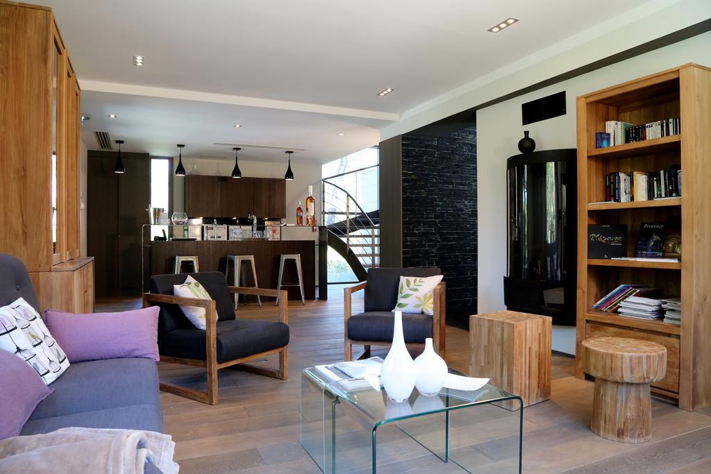Domaine Rampale Bed & Breakfast Fuveau Eksteriør bilde